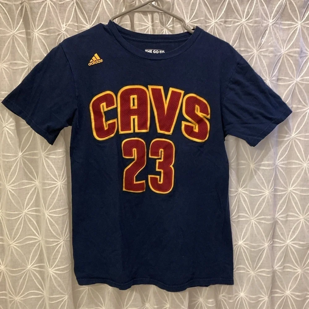 Adidas NBA Cavs 23 T-shirt